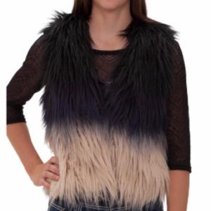 Daytrip Ombré Faux Fur Vest Size Medium